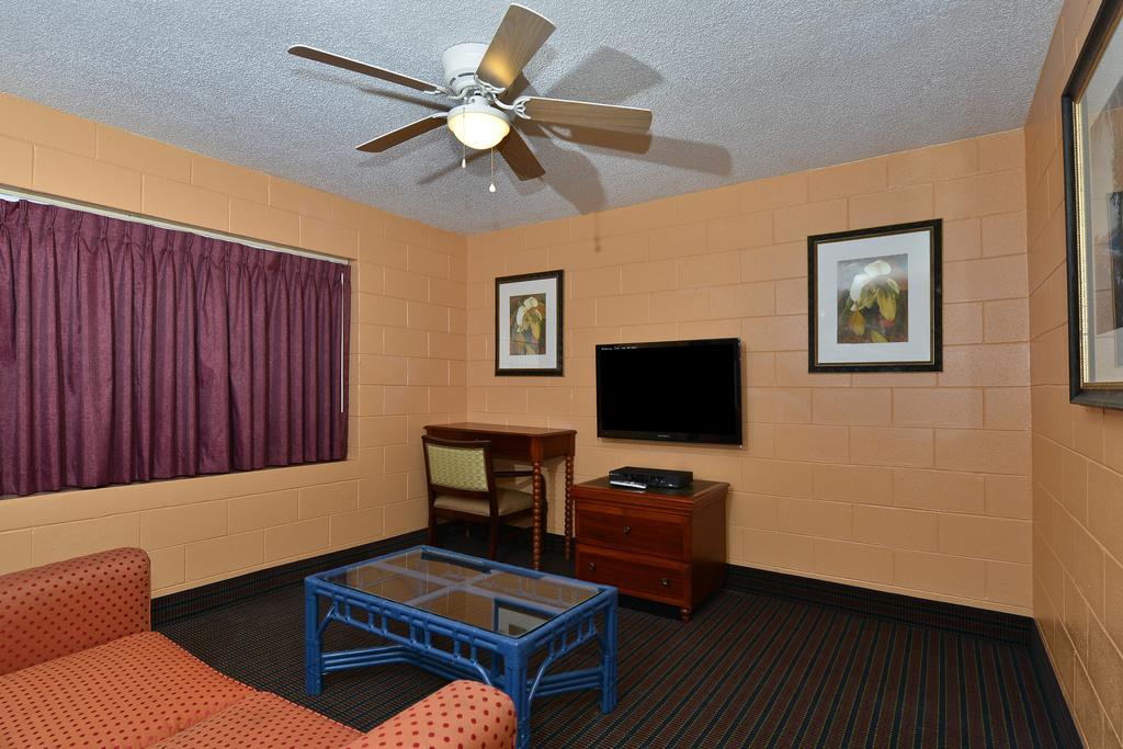 Savannah Inn And Suites Savannah Port Area Port Wentworth Pokoj fotografie